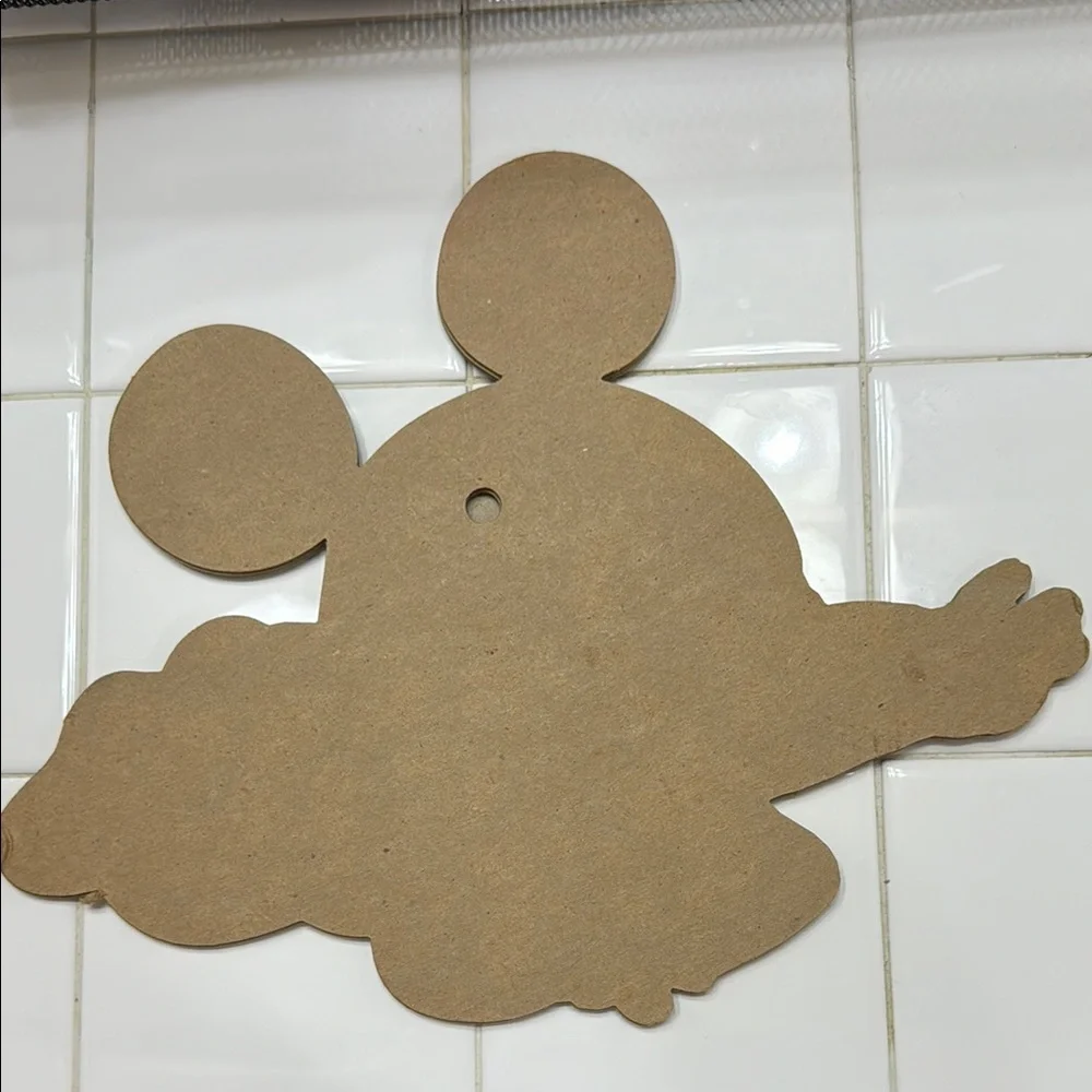 Minnie Mouse Wall Decor with Red Bow